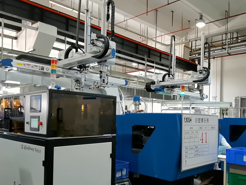 玖鼎机械手视觉马达壳自动化